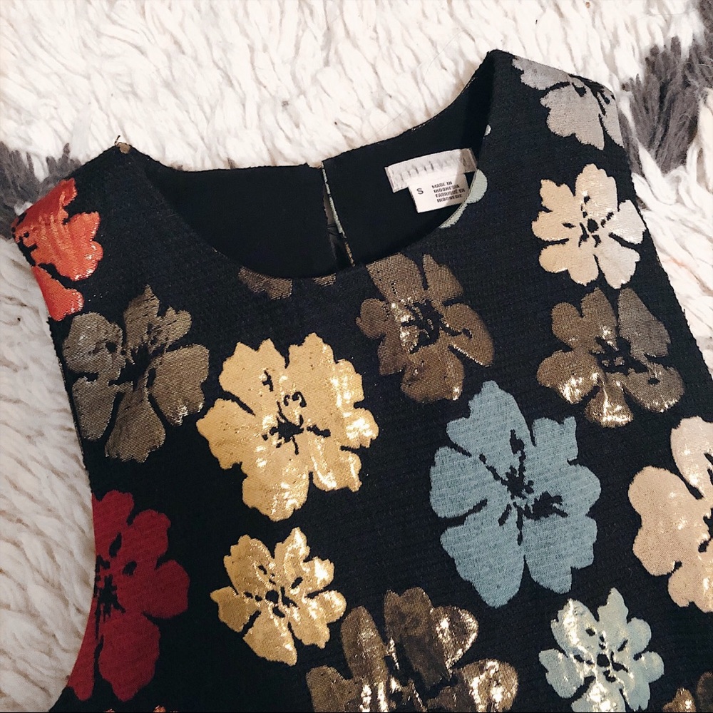 SOLD ✨ Metallic Shimmer Floral Mini Halter Dress - Picture 2 of 6